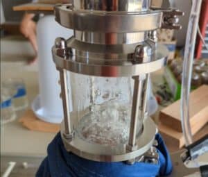 column still with loaded bubble plate